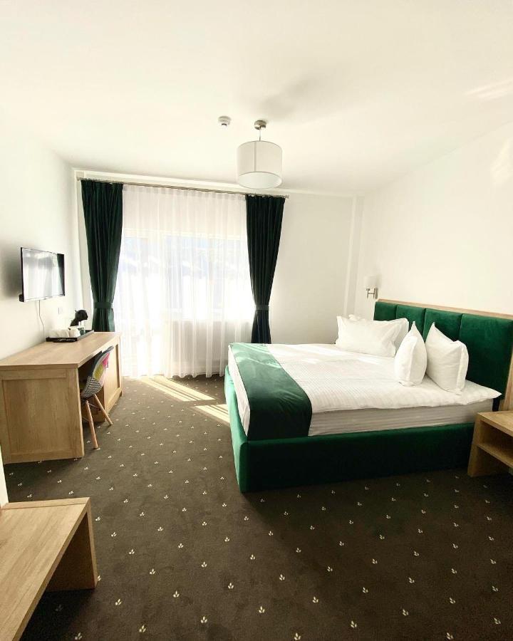 Paunasul Codrilor Câmpulung Moldovenesc Extérieur photo